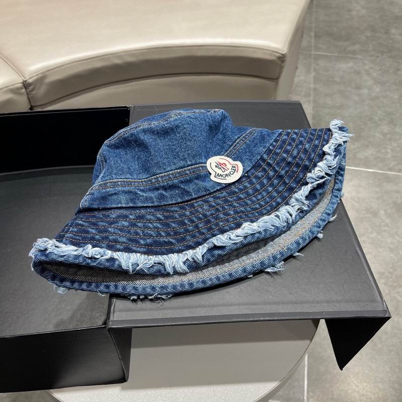 Moncler hat (6)